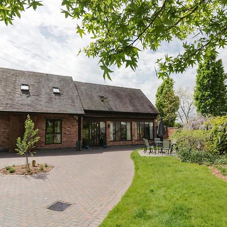 Вілла The Stables Стаурбридж Екстер'єр фото